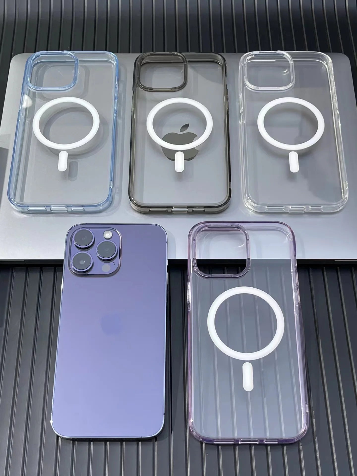 Anti Yellow iPhone MagSafe Transparent Back Cover - Bharatcase Anti Yellow iPhone MagSafe Transparent Back Cover - Bharatcase