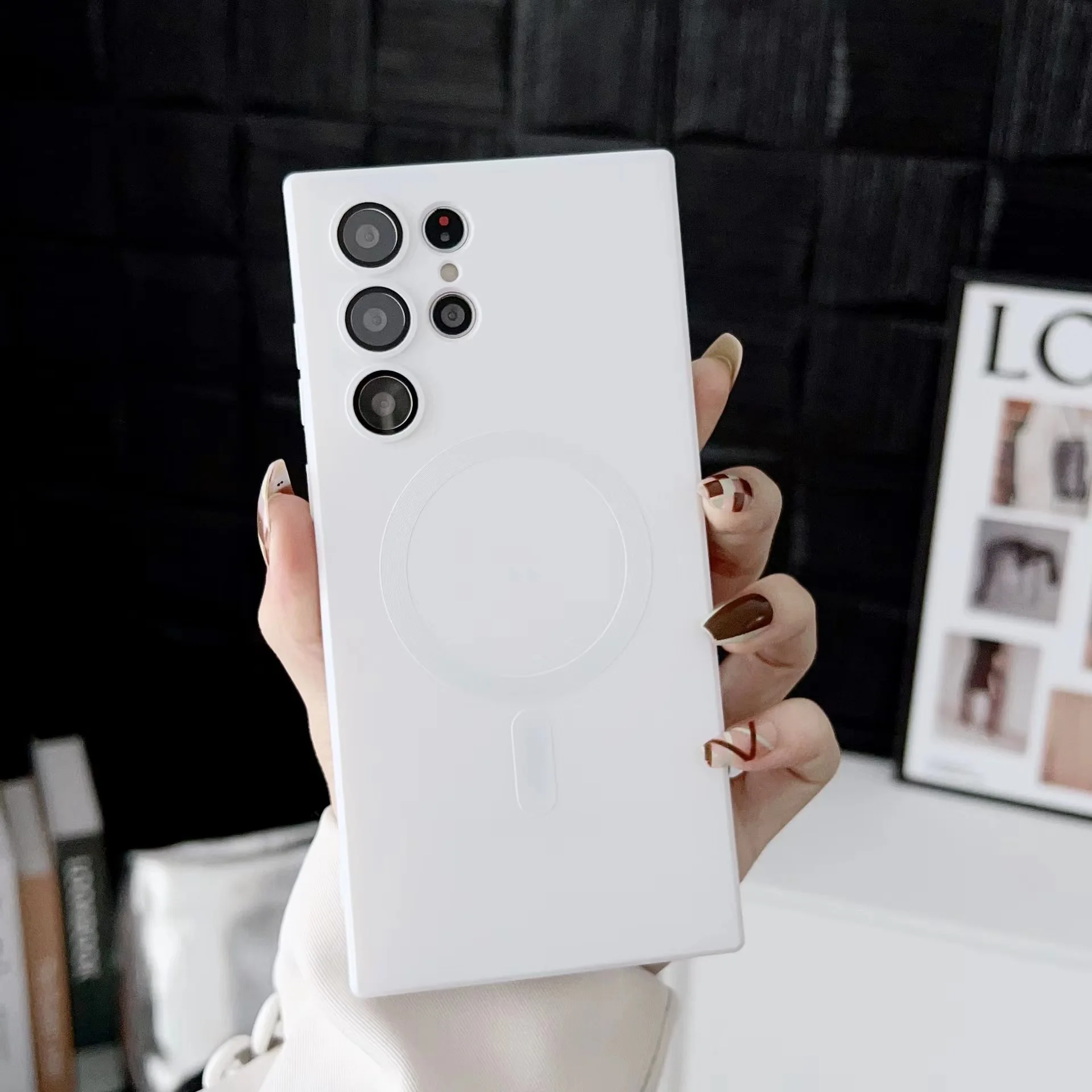 S24 Ultra Silicone Case -White Colour S24 Ultra Silicone Case -White Colour