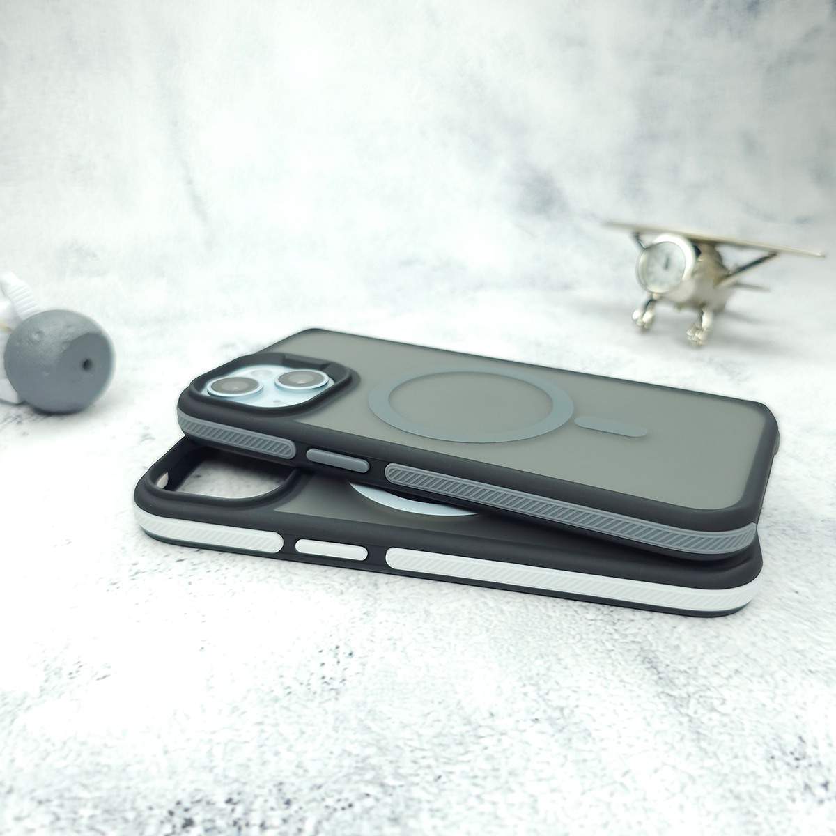 iPhone 15 Shockproof Grip Back Case With MagSafe And Wireless Charging