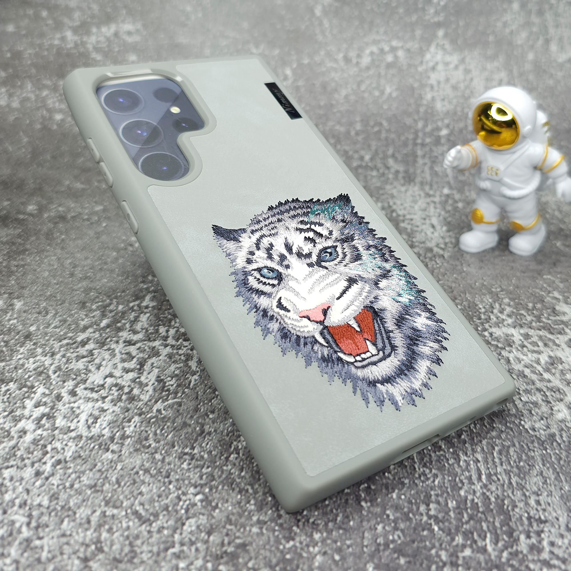 Samsung S23 Ultra Nimmy Back Cover - Gray Tiger 